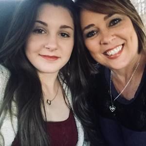 Meet your Posher, Tina